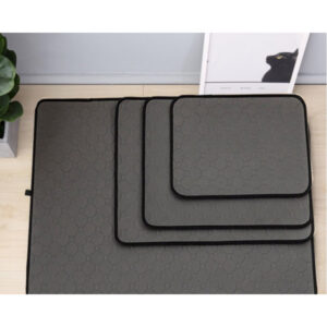 Absorbent and washable gray toilet mat for dogs