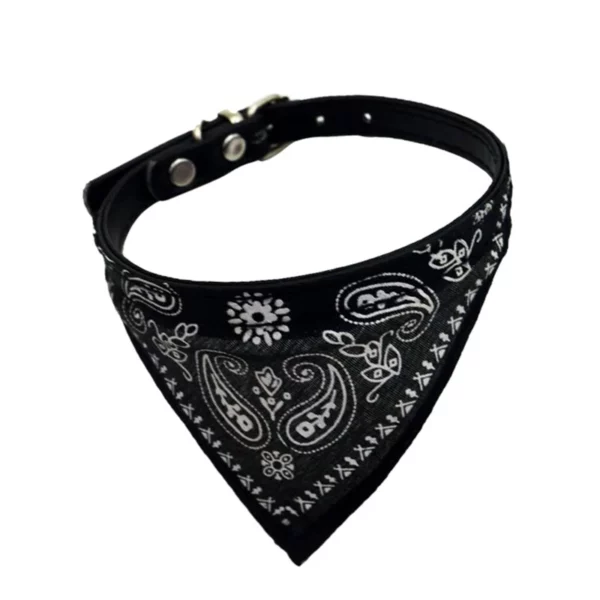 Adjustable dog bandana