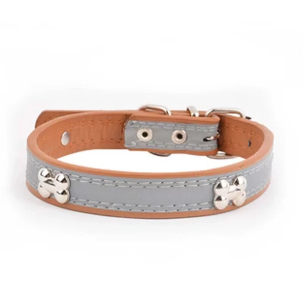 Leather collar with bone decoration for dogs