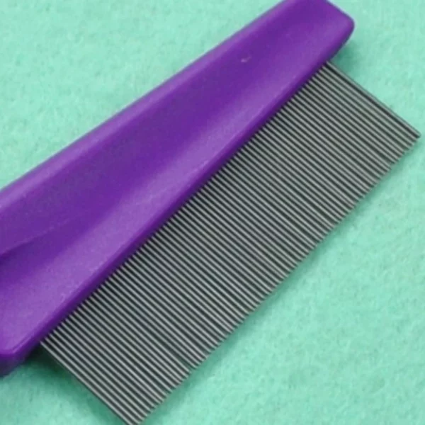 Flea comb for dogs